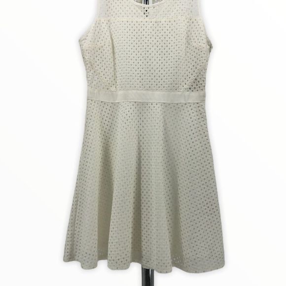 Jack BB Dakota Ziva Eyelet White Dress Sleeveless NWT size 2 - Picture 6 of 15